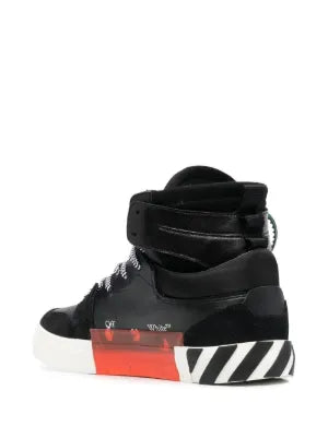 Off-White Vulcanized neck sneaker