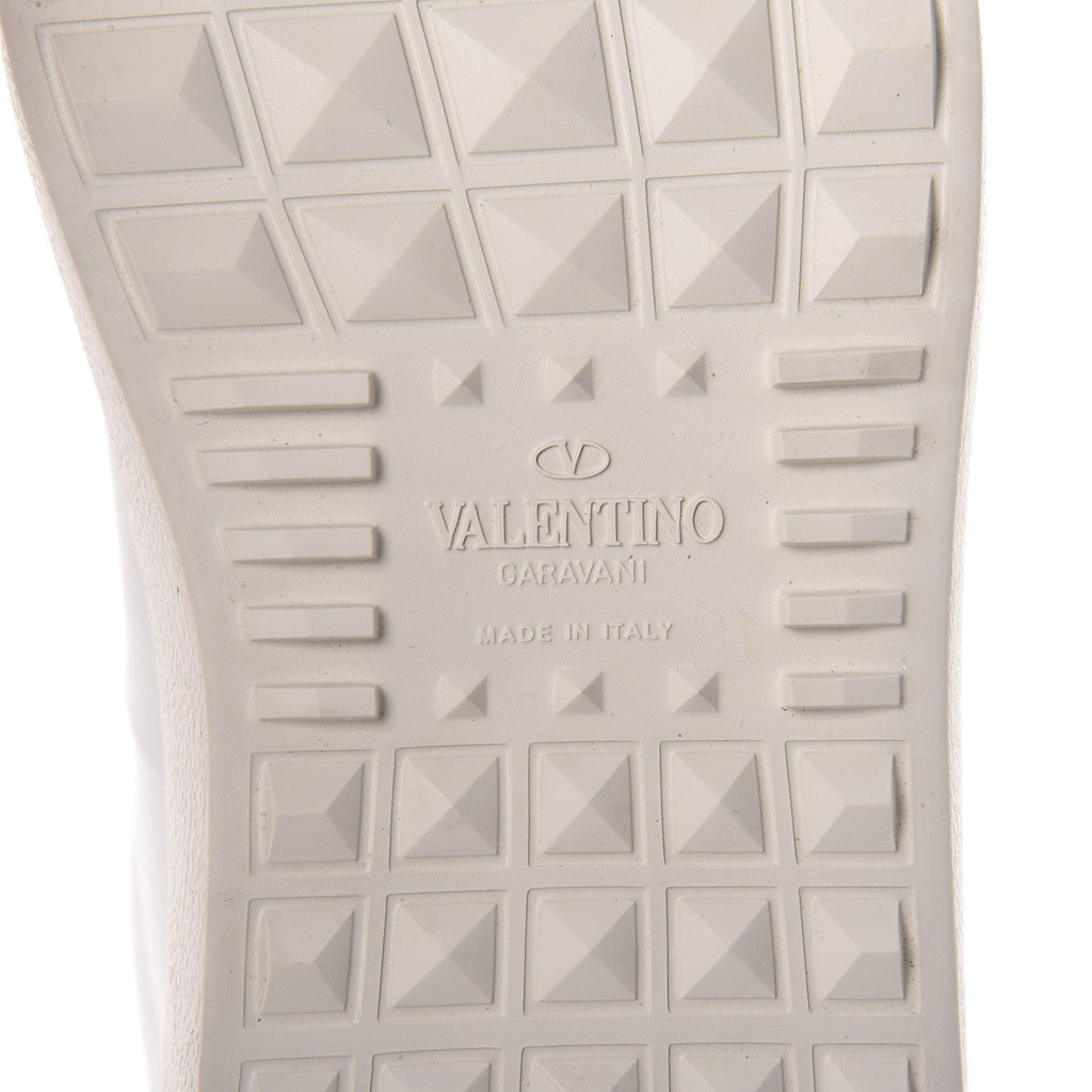 VALENTINO GARAVANI
Calfskin VLTN Rockstud Open Sneakers