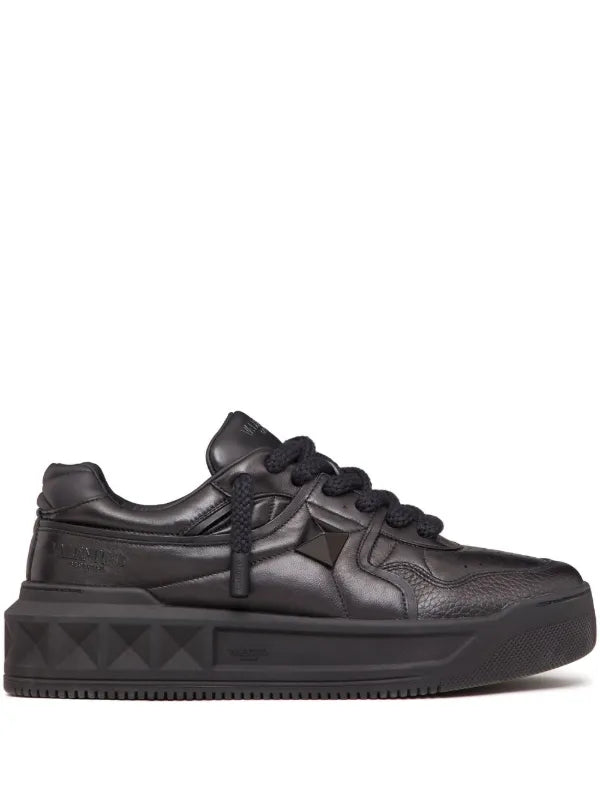 Valentino Garavani
'One Stud XL' leather sneakers