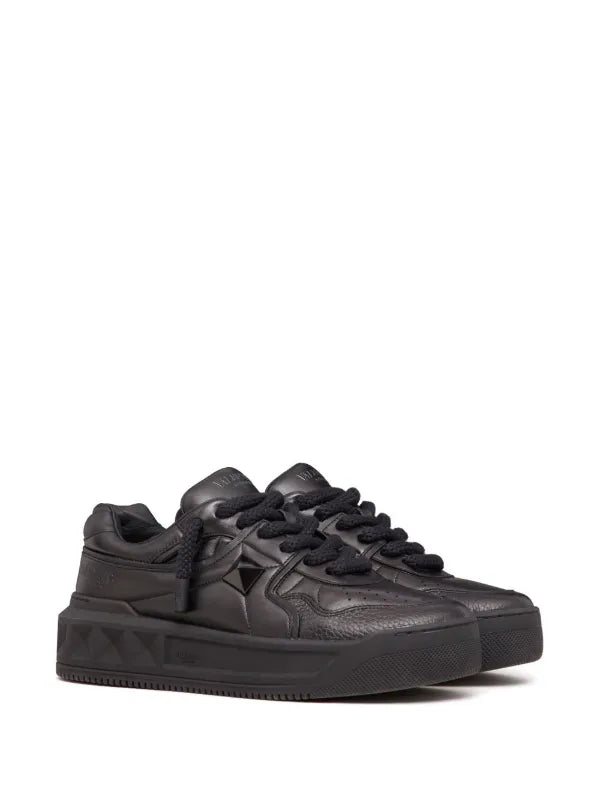 Valentino Garavani
'One Stud XL' leather sneakers