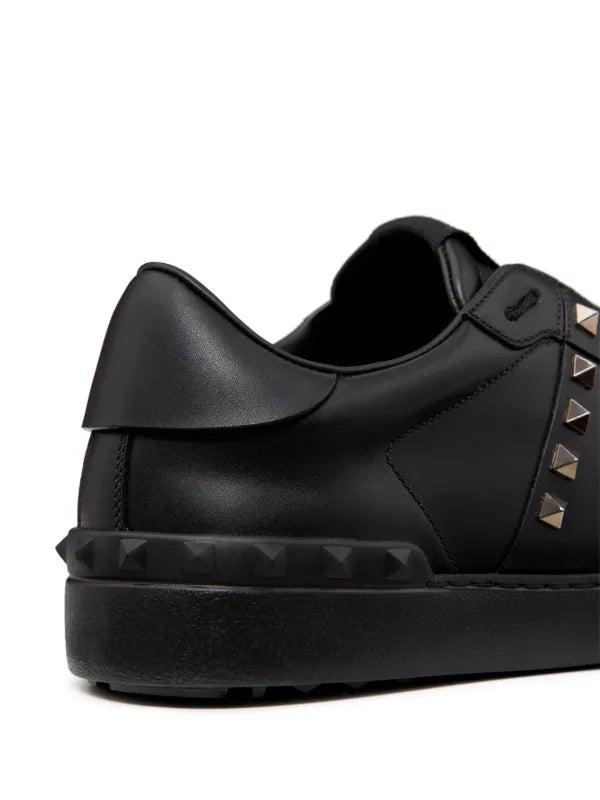 Valentino Garavani
Rocksted Untitled Leather Sneakers
