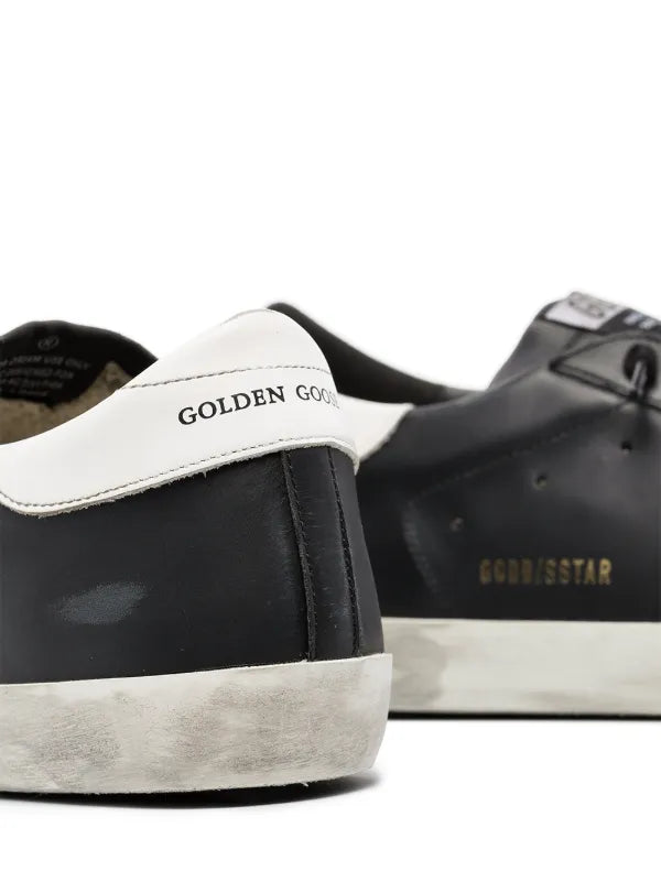 Golden Goose
Hern's Sneakers