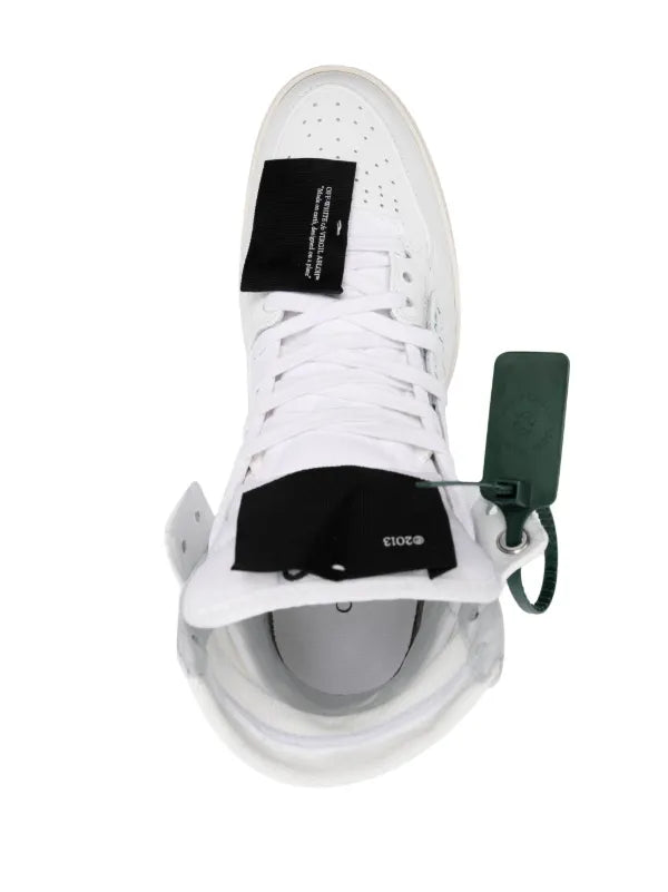 Off-White
'Off Court 3.0' Leather Sneakers