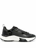 Valentino Garavani
Snickers 'True Act'