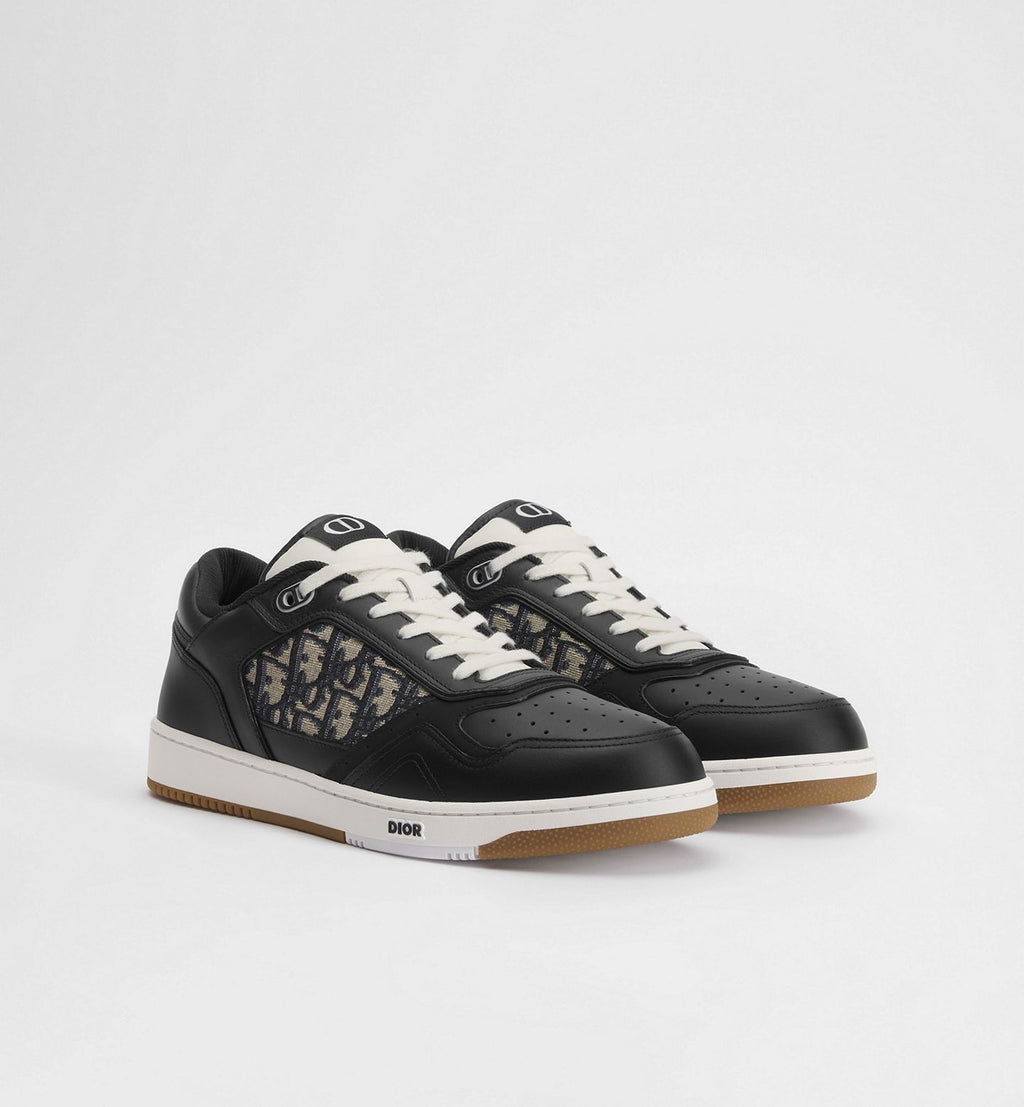 B27 Uptown Low-Top Sneaker
Black Smooth Calfskin with Beige and Black Dior Oblique Jacquard