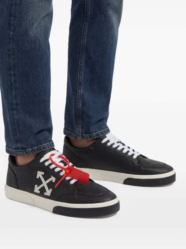 Off-White
'New Vulcanized' Slip-On Sneakers