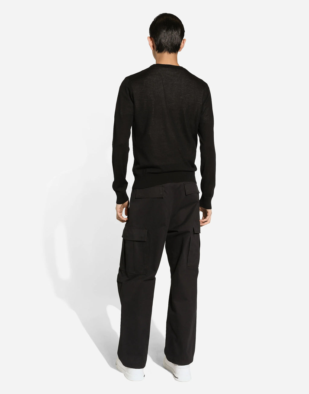 Dolce & Gabbana
Cashmere round-neck sweater with DG embroidery