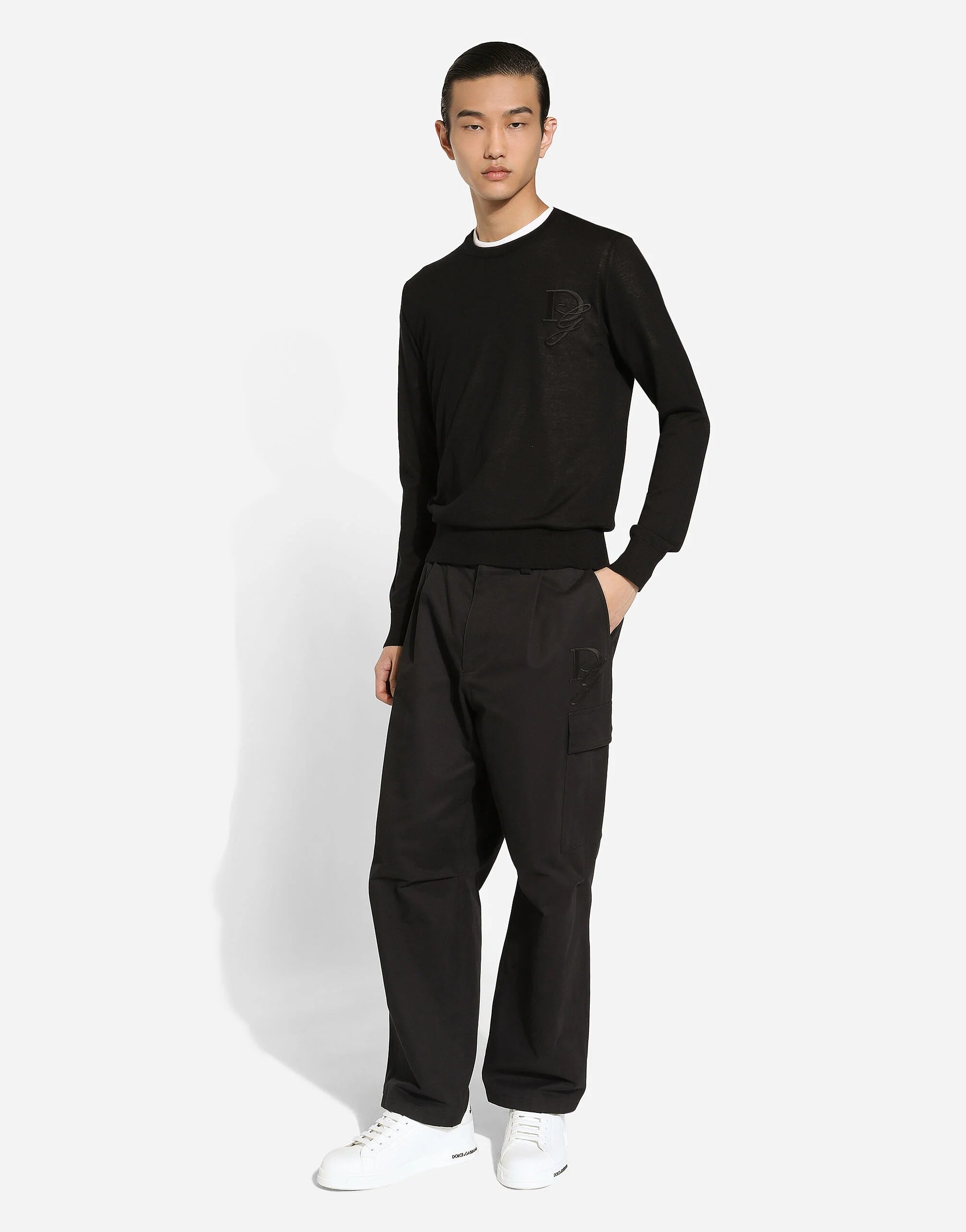 Dolce & Gabbana
Cashmere round-neck sweater with DG embroidery