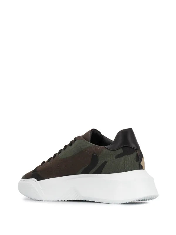 Philipp Plein
Godzilla Runner sneakers with platform sole