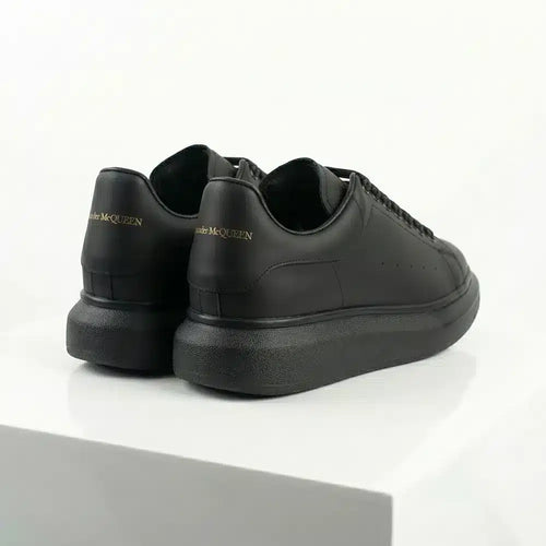 Alexander McQueen
'Oversized' Sneaker