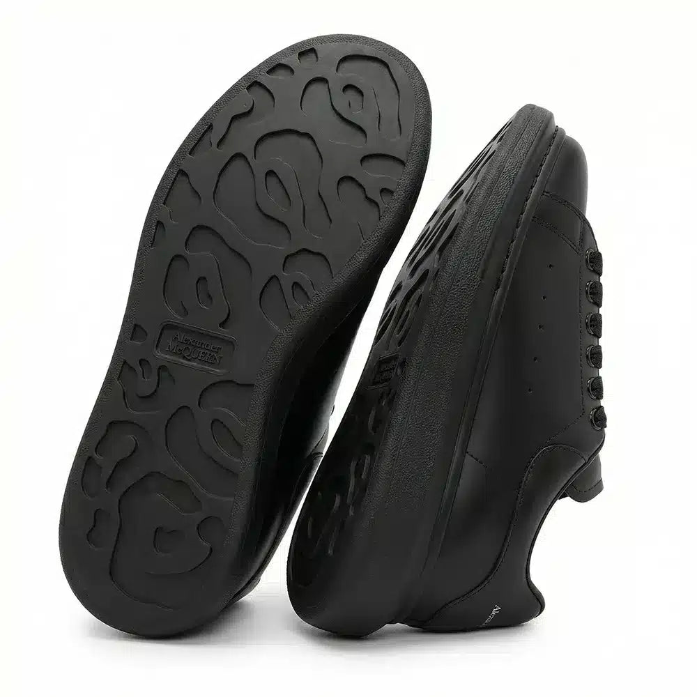 Alexander McQueen
'Oversized' Sneaker