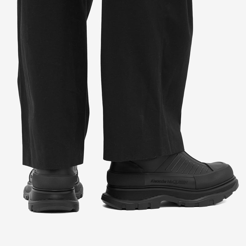 Alexander McQueen
zip-up leathers sneakers